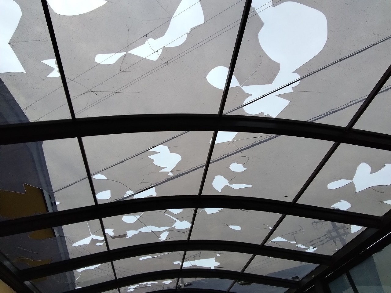 高砂市　カーポート屋根材穴あき　ポリカーボネート